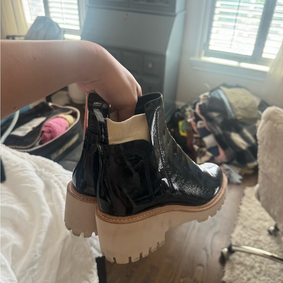 Dolce Vita Black Patent Ankle Boots with Chunky Platform - Picture 1 of 3